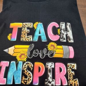 Colorful Graphic Adult Shirt Gildan Unisex Large nwot